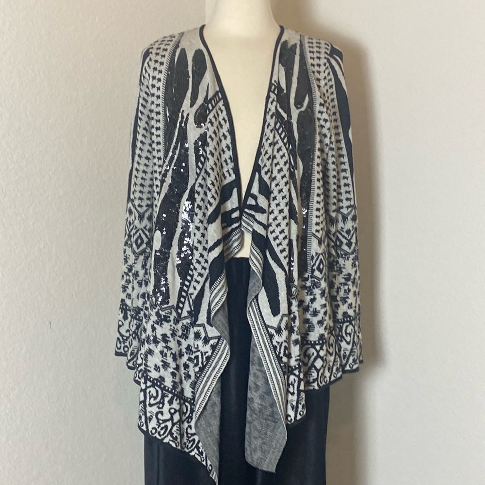 Chicos sequin embellished, black and white topper